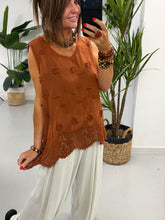 Florence Broderie Top - Rust