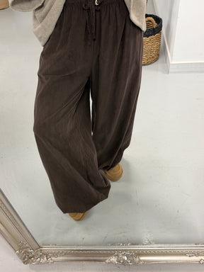 The Balloon Needlecord Trousers - Chocolate