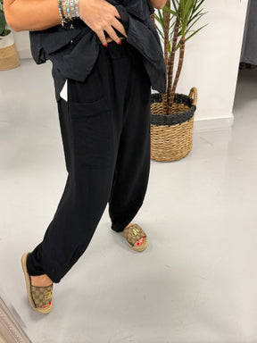 The Summer Tulip Trousers - Black