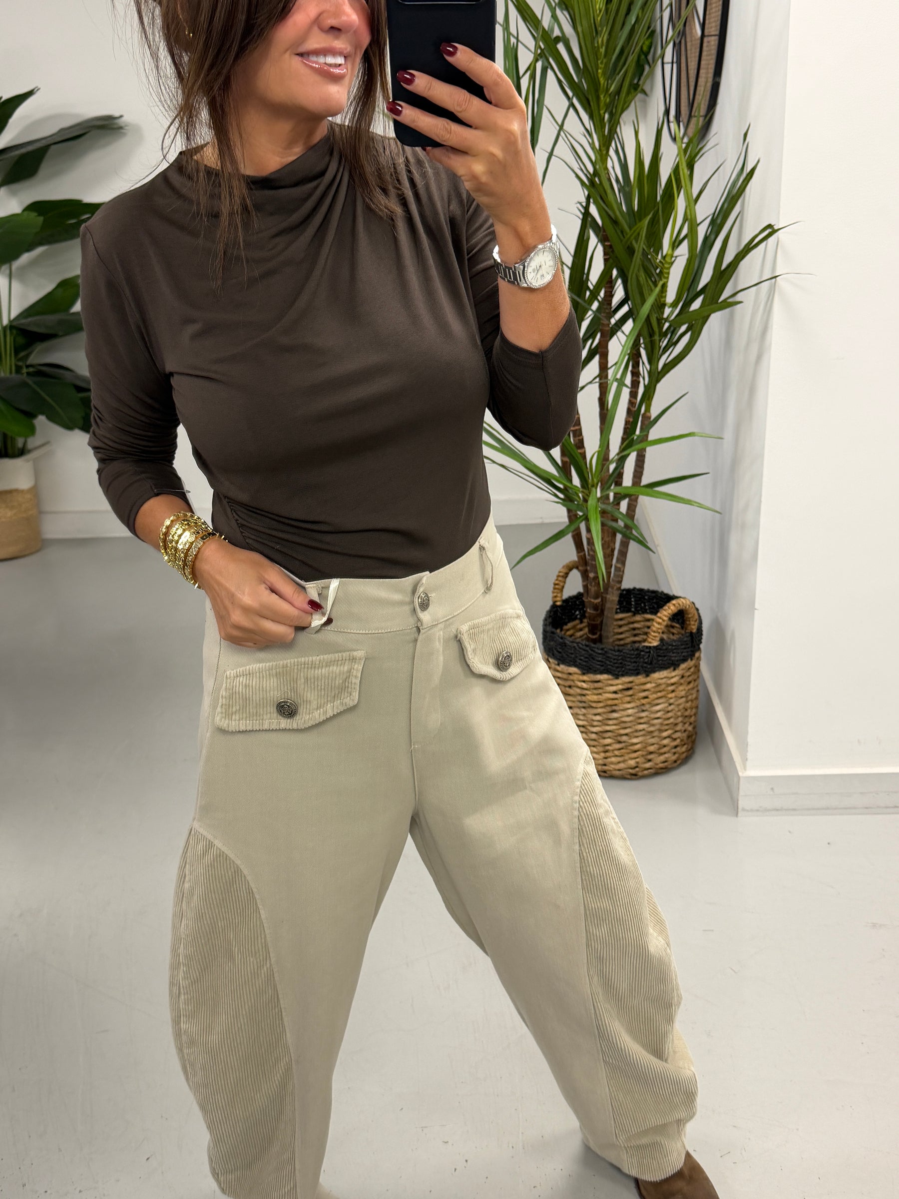 The Hampstead Hybrid Barrel Trousers - Cream (Size 12-16)