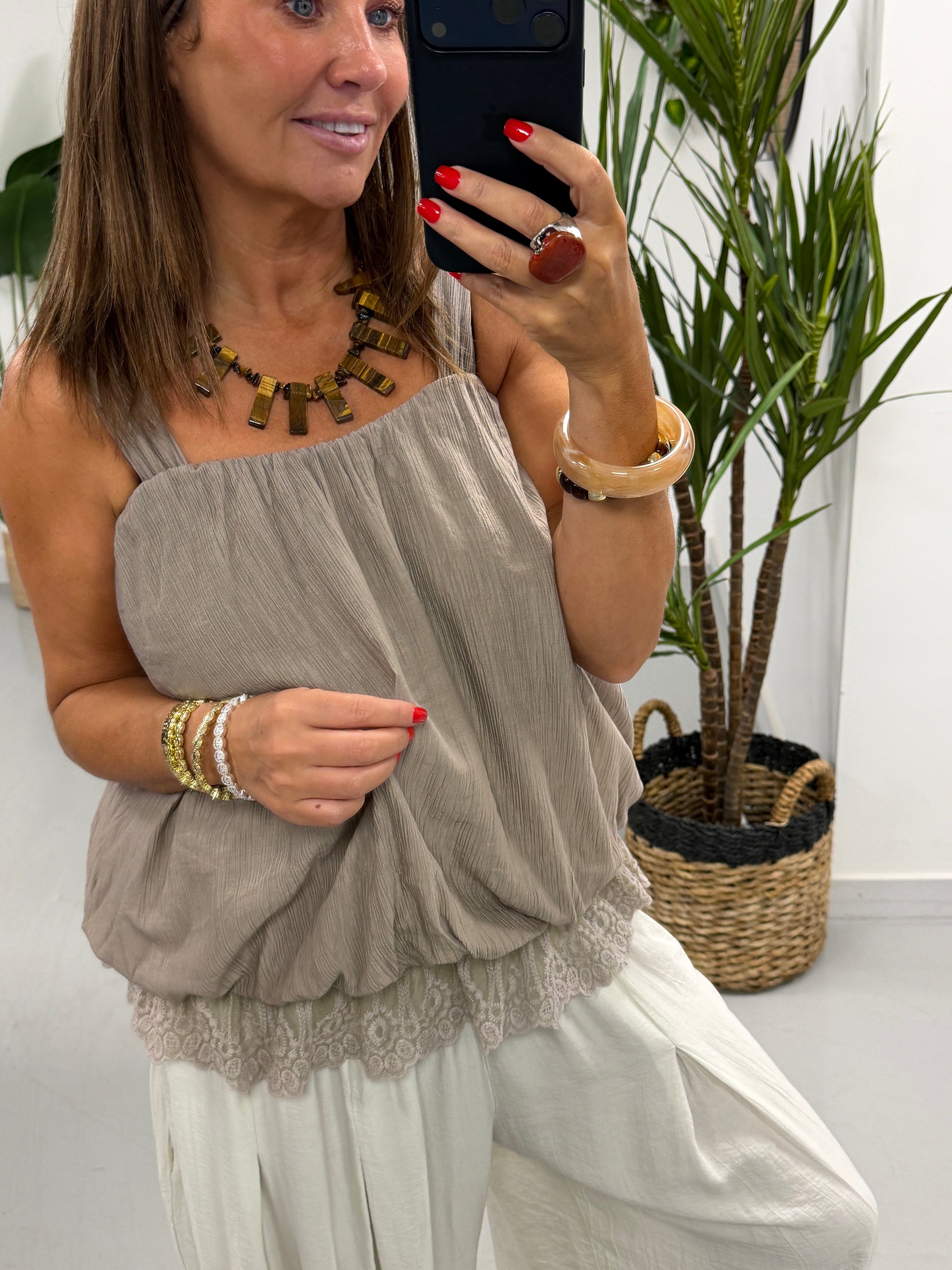 Crinkle Bubble Hem/Lace Cami - Mushroom