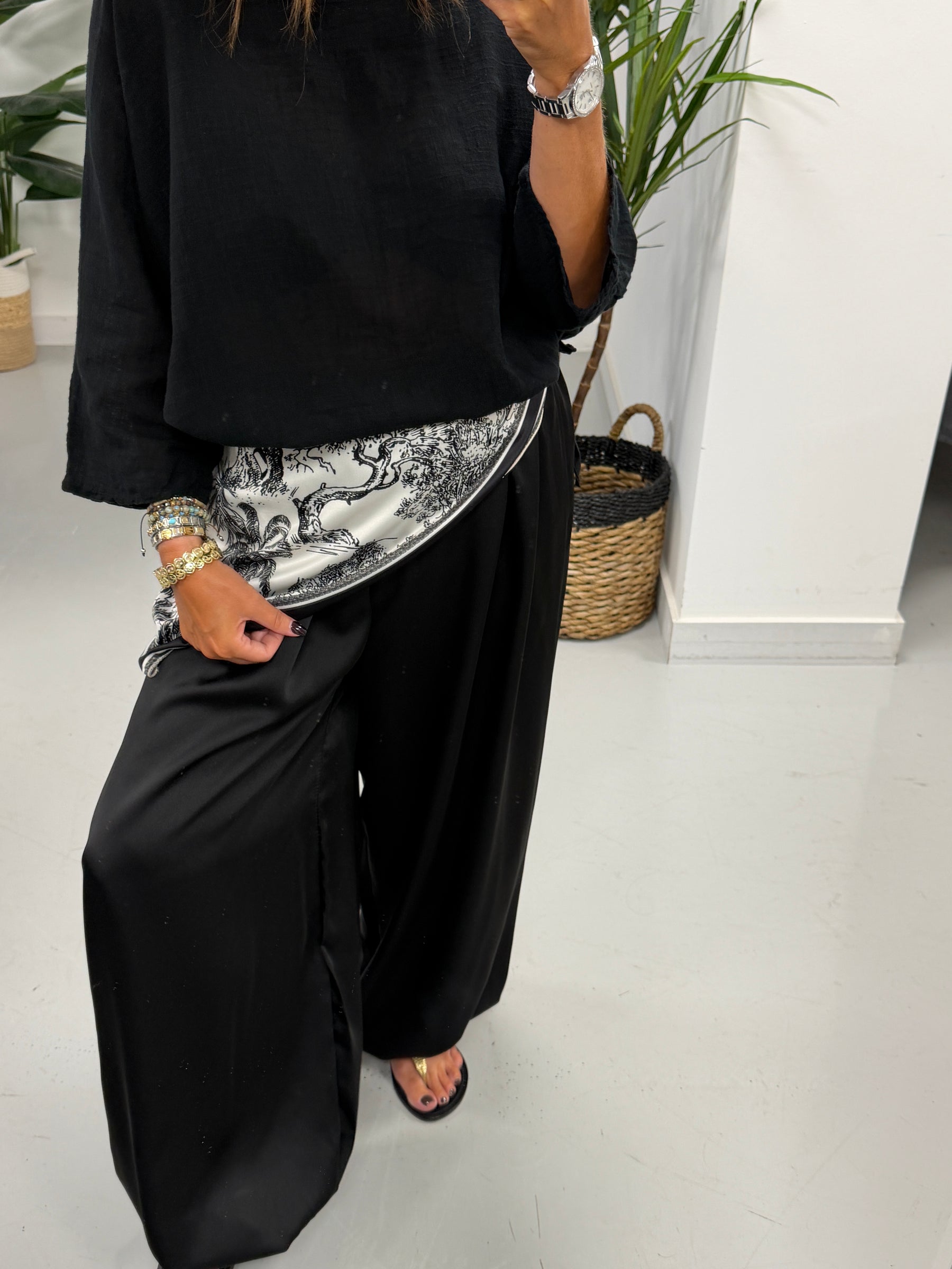 Scarf Balloon Trousers - Black