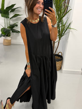 Notting Hill Ruffle Maxi