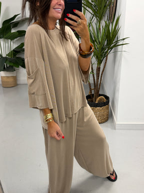 The UTB Weekend Slouch Co-Ord Soft Camel (Size 2)