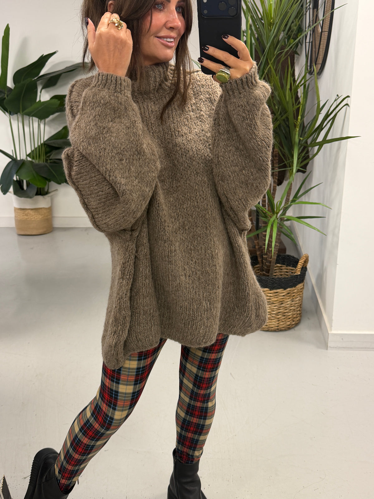 The Rustic Soft Knit - Mocha