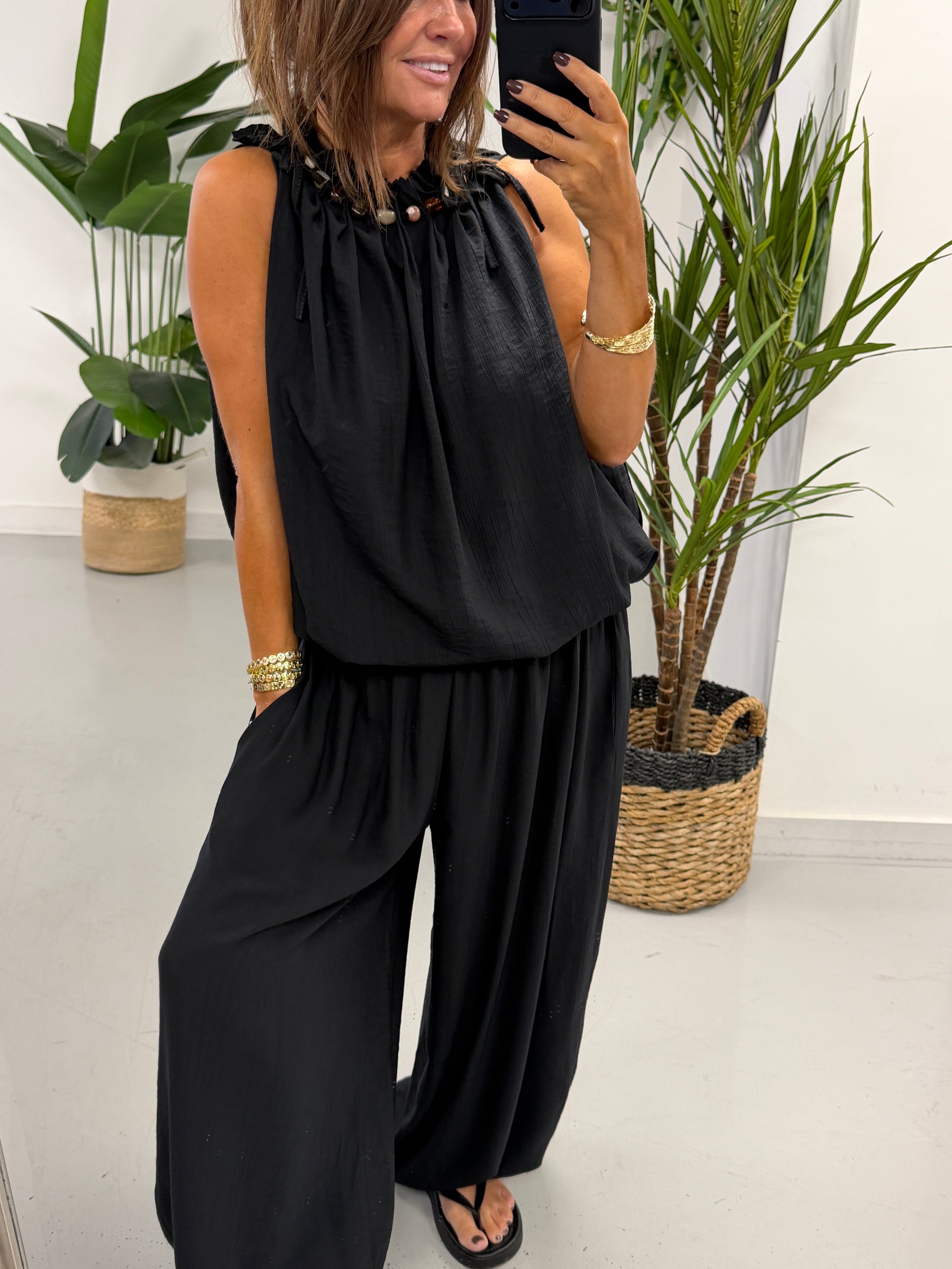 Crinkle Pebble Co Ord - Black