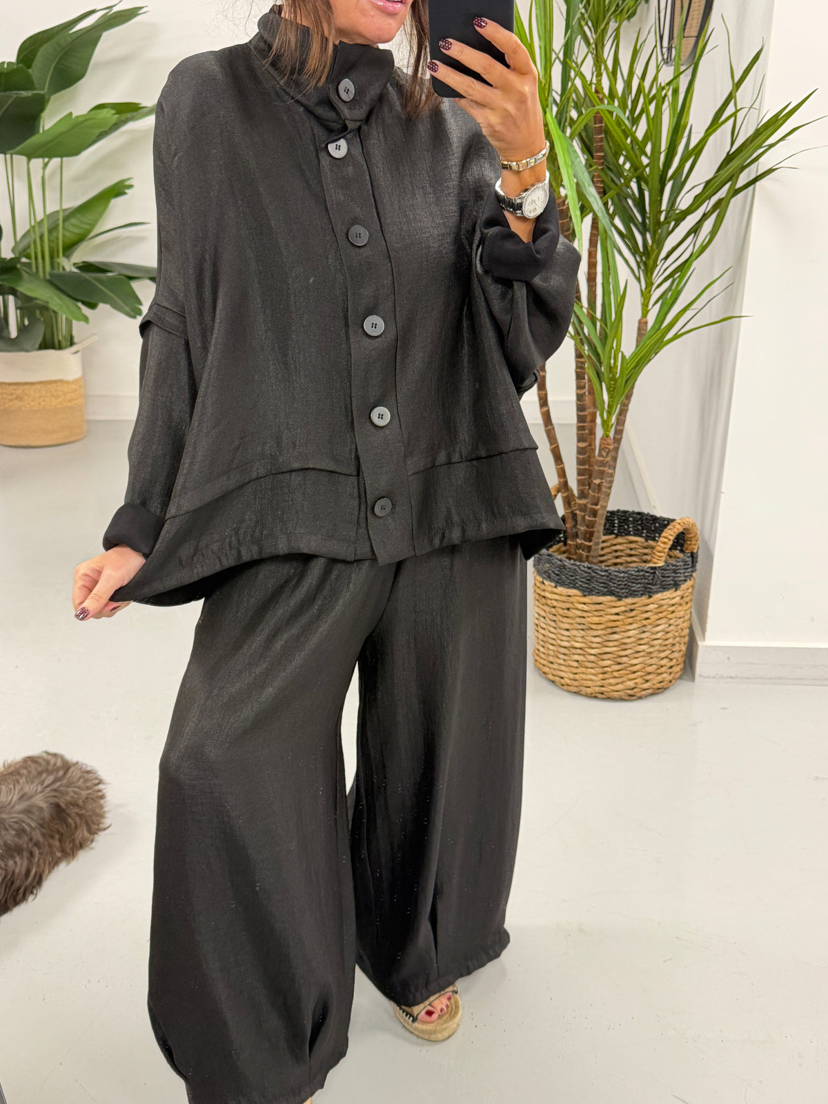 I.D Arizona Button Jacket - Black