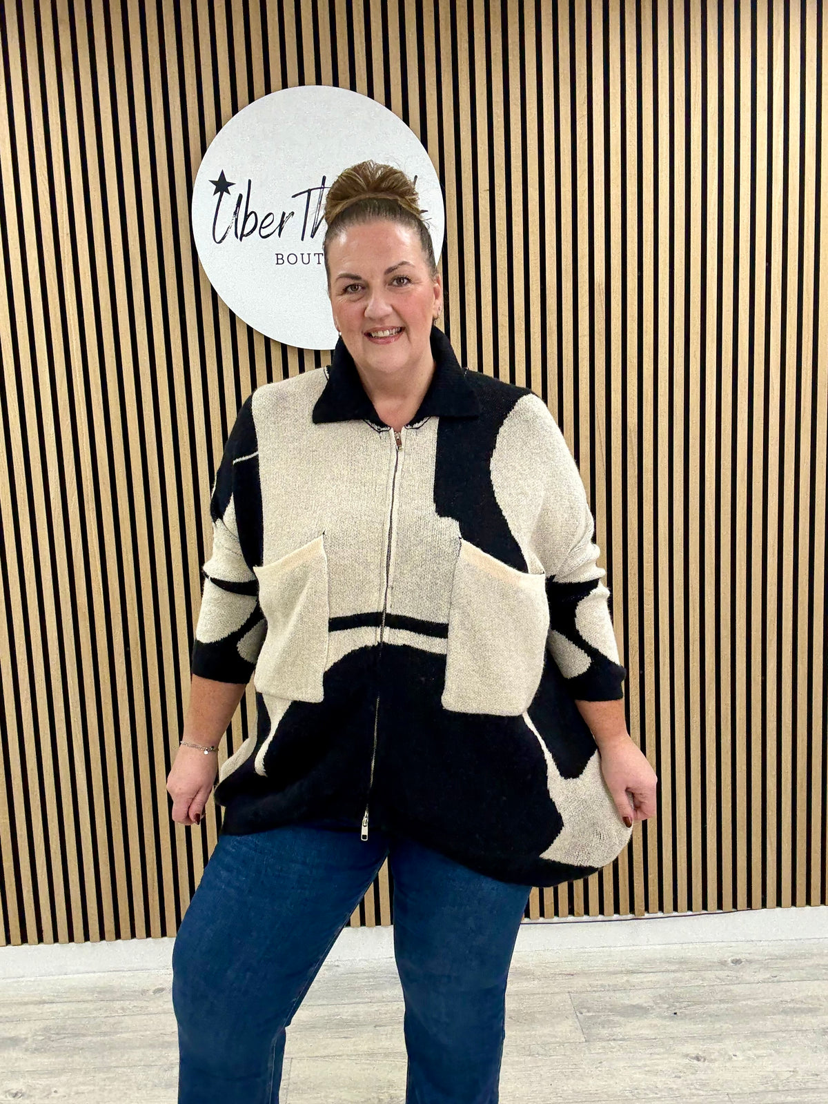 The Camello Zip Cardigan - Black/Cream
