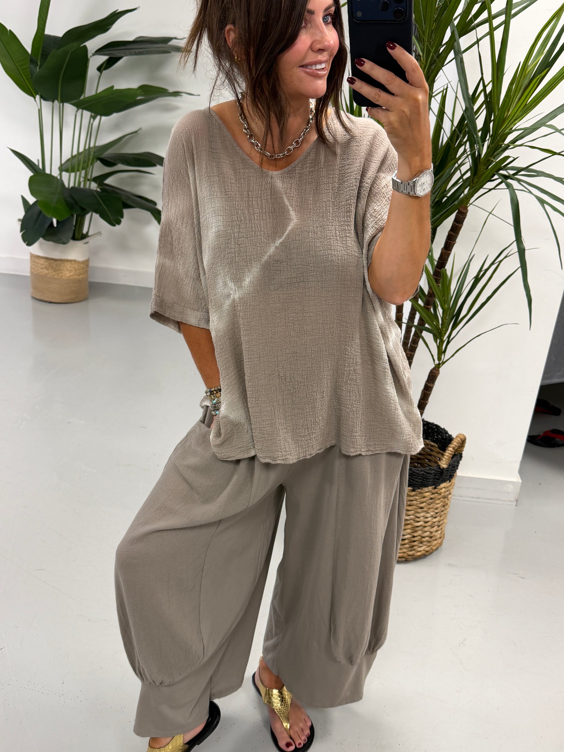 Sahara Cropped Pants - Taupe