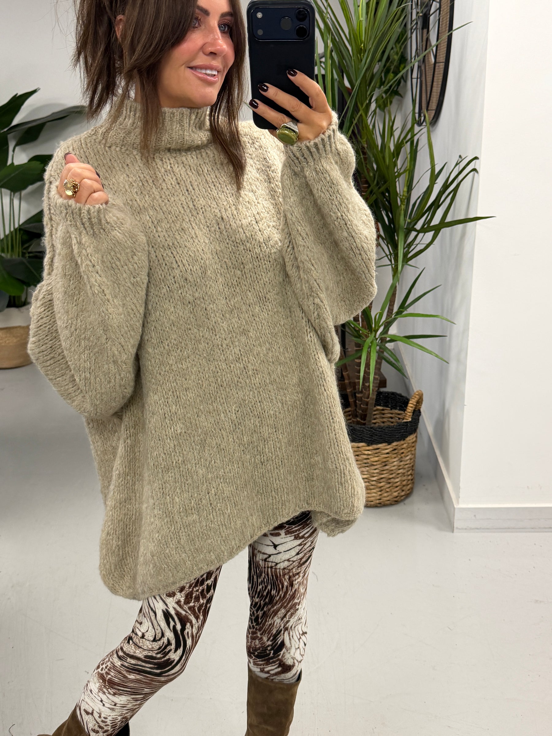 The Rustic Soft Knit - Oatmeal
