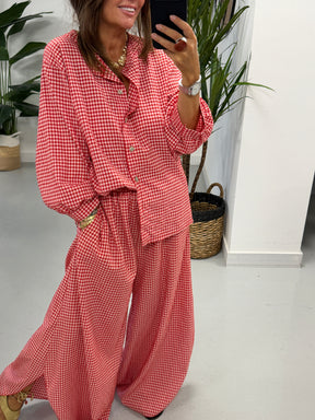 The Gingham Button Shirt - Red