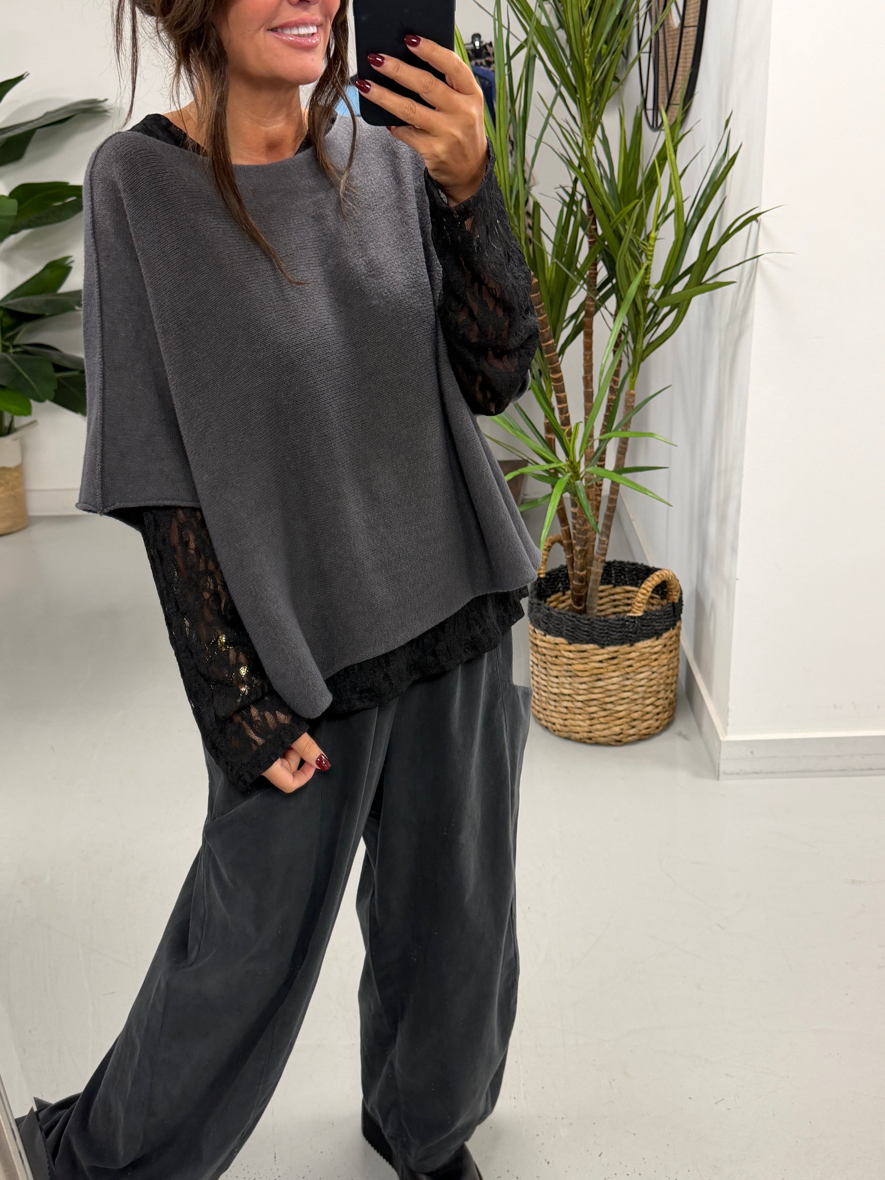 The Lace Mesh - Black (Size 12-18)
