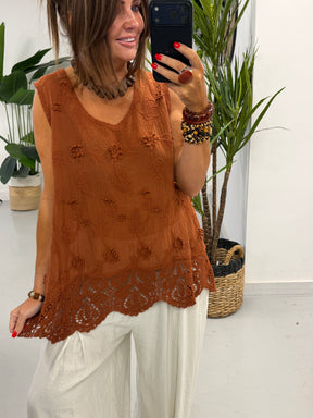 Florence Broderie Top - Rust