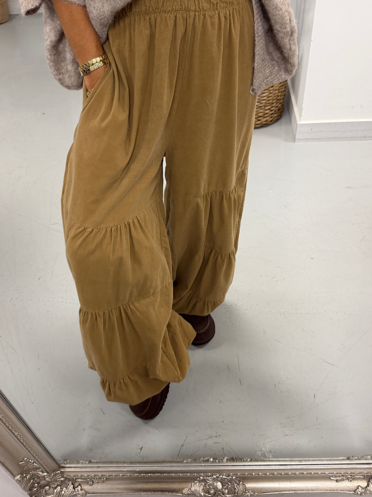 The Tiered Balloon Needlecord Trousers - Camel