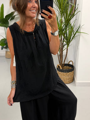 Reverse Collar Embroidered Tunic - Black