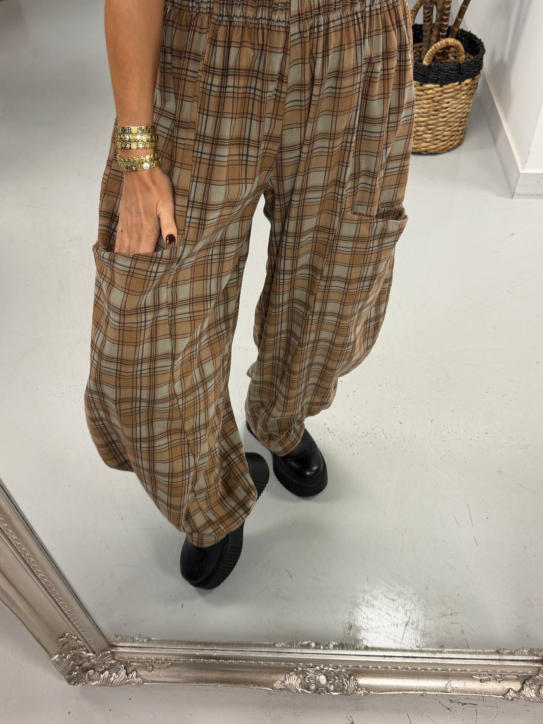 The Herritage Check Barrel Needlecord Joggers - Taupe/Camel  (Size 12-18)