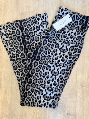 Stretch Flare Leggings (sized) - Grey Animal
