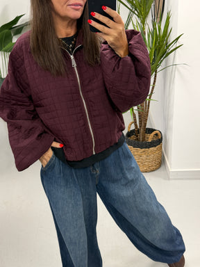 Lightweight Quilted Bomber - Wine