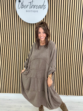 The Slouch Pocket Dress - Light Chocolate