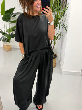 The Weekend Slouch Set - Black