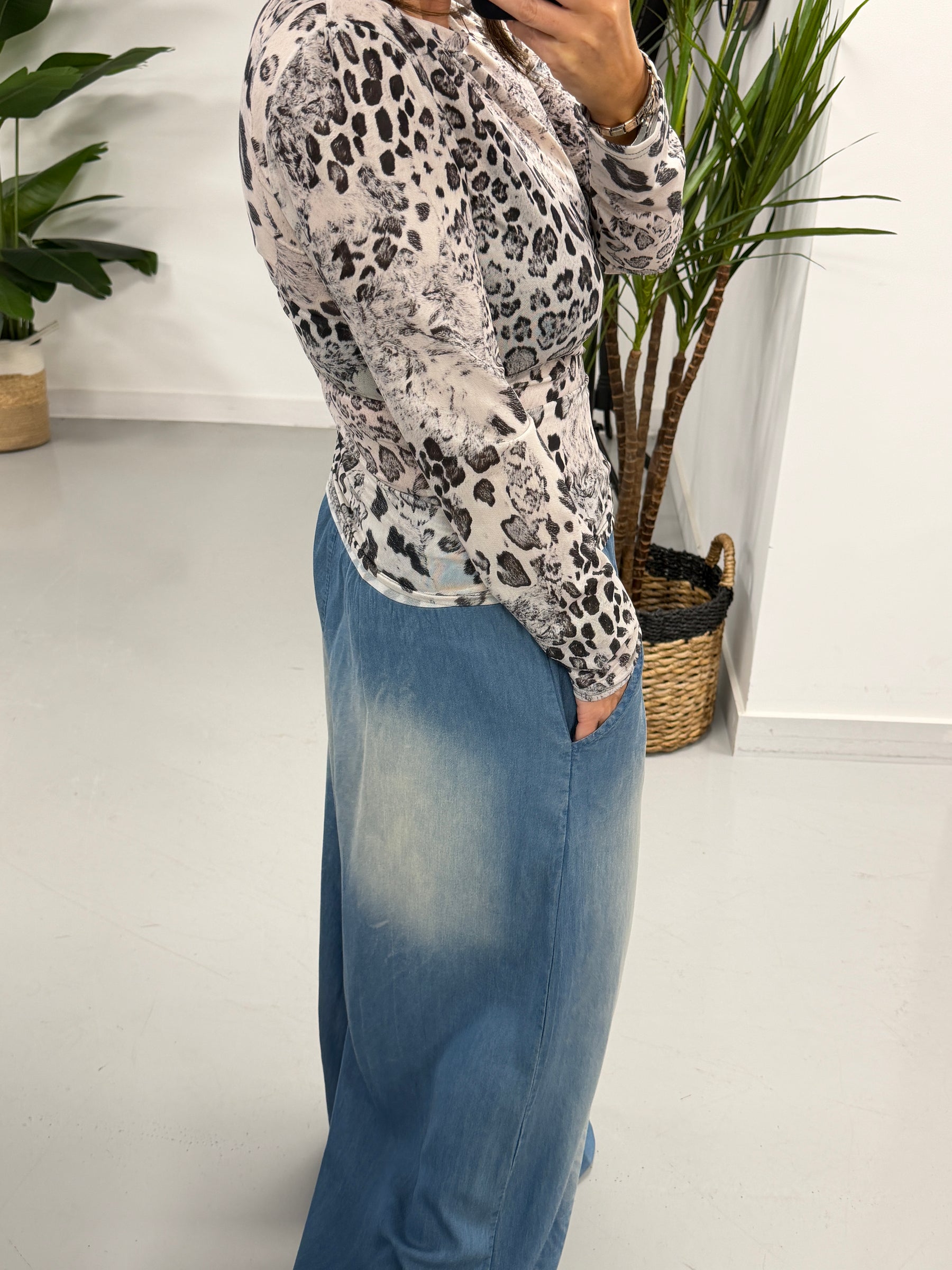 The Animal Mesh (10/12) - Black