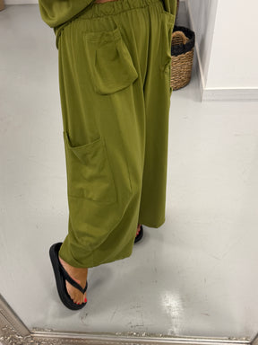 The Freestyle UTB Utility Barrel Joggers - Olive Green