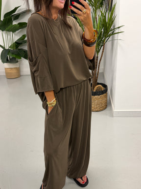 The UTB Weekend Slouch Co-Ord - Chocolate (Size 2)