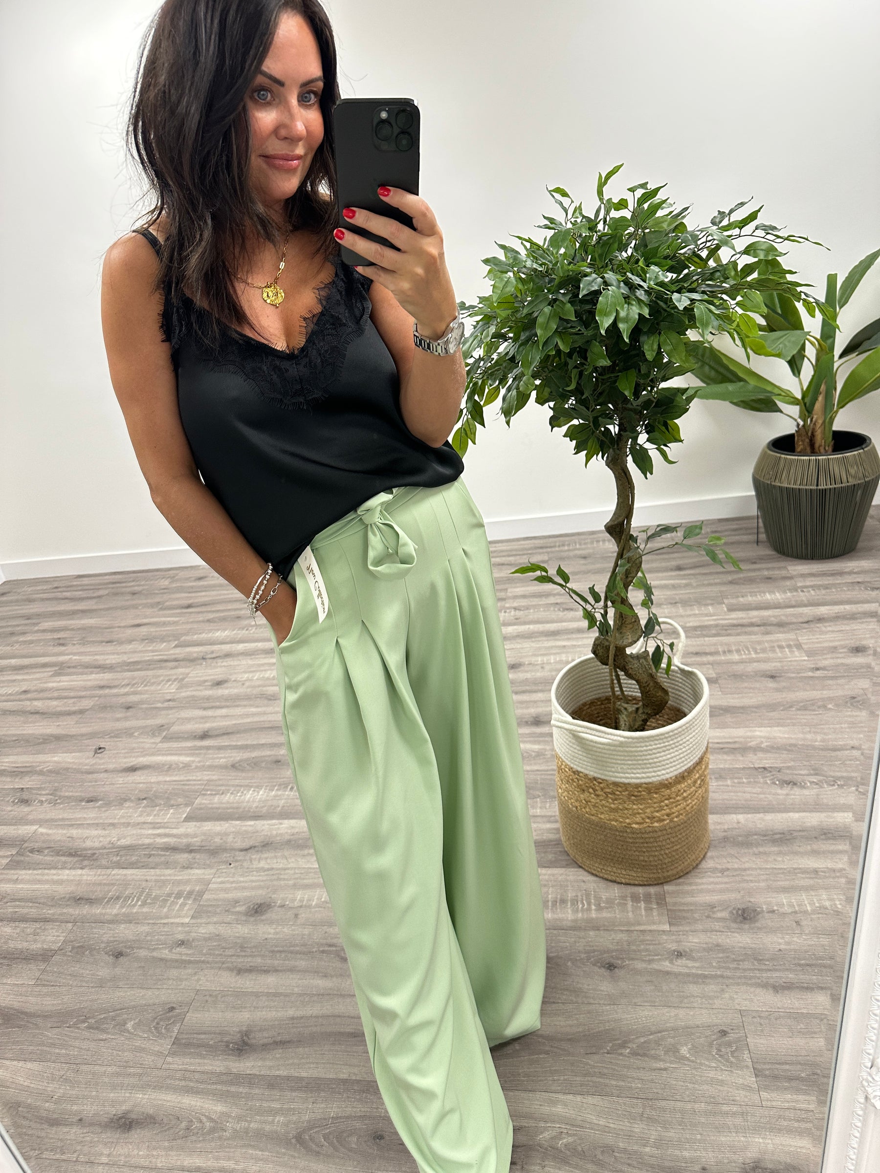 The Casey Belted Wide Leg Trousers - Mint