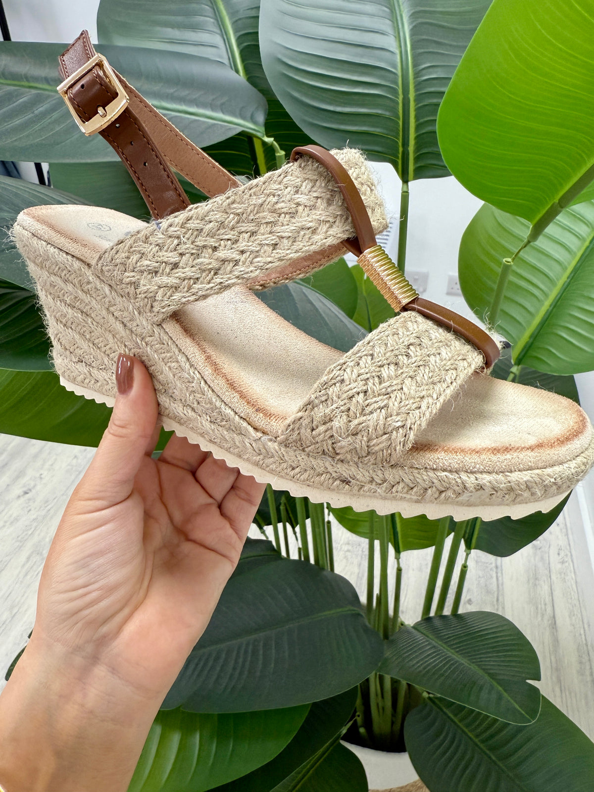 San Tropez Wedges (sized)