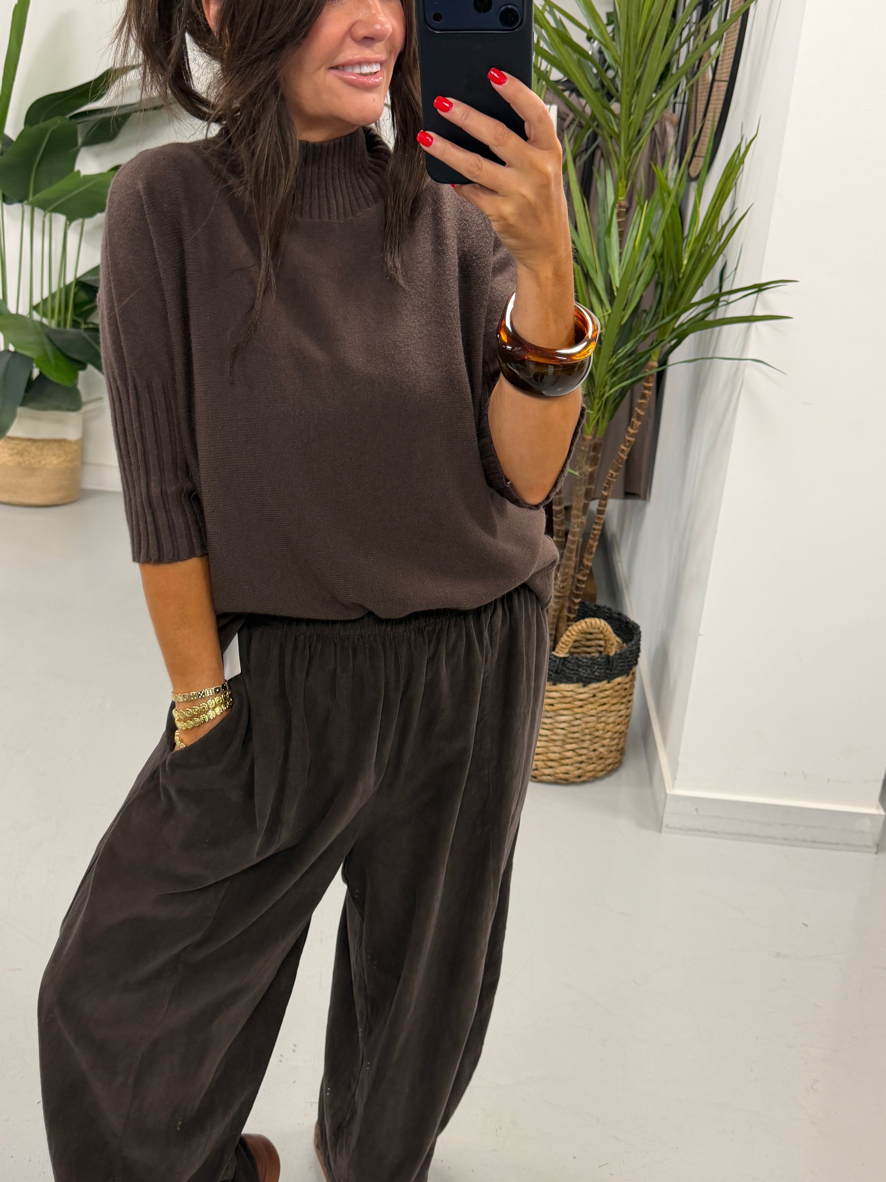 Crop Sleeve Knit - Chocolate