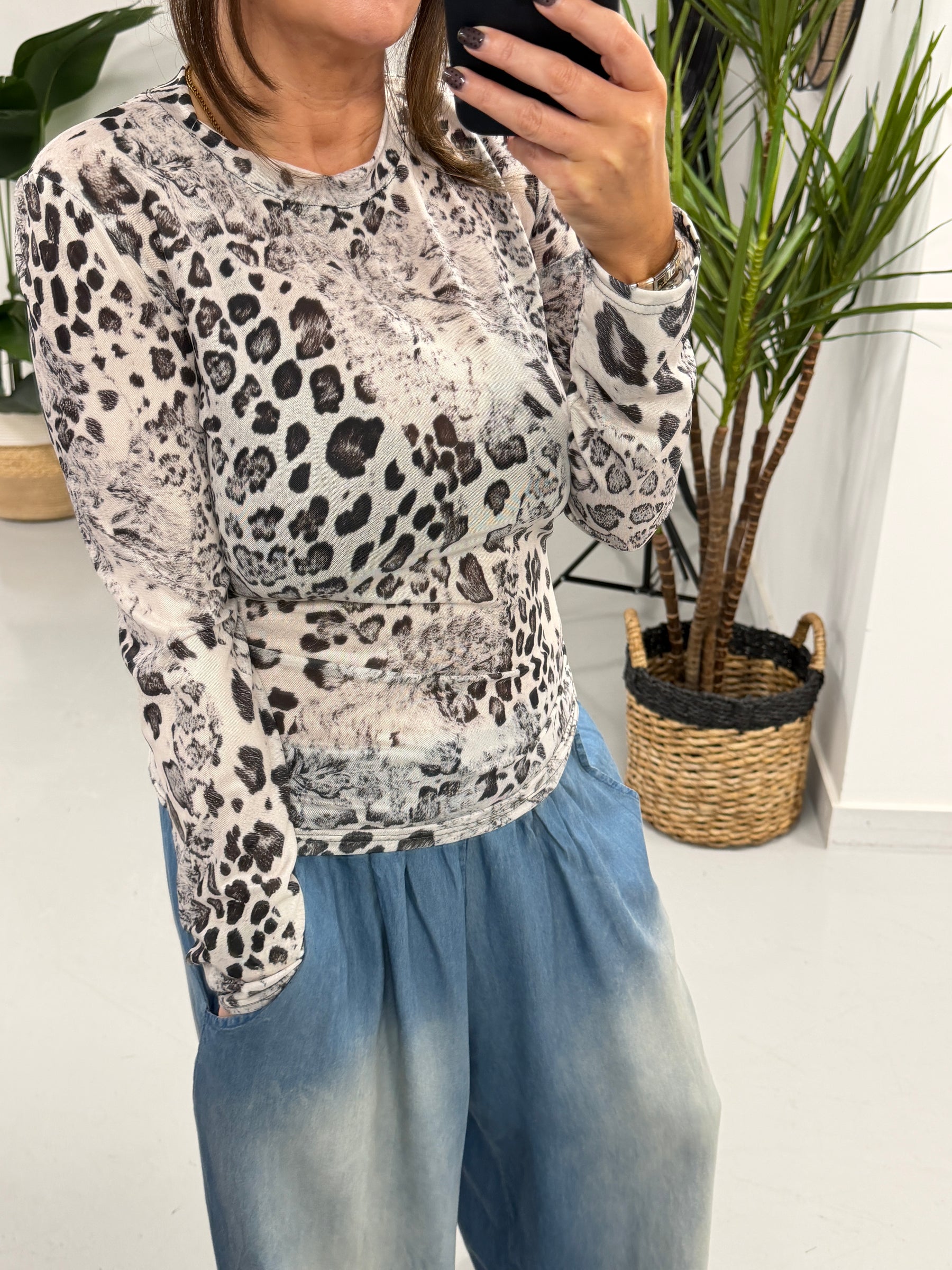 The Animal Mesh (10/12) - Black