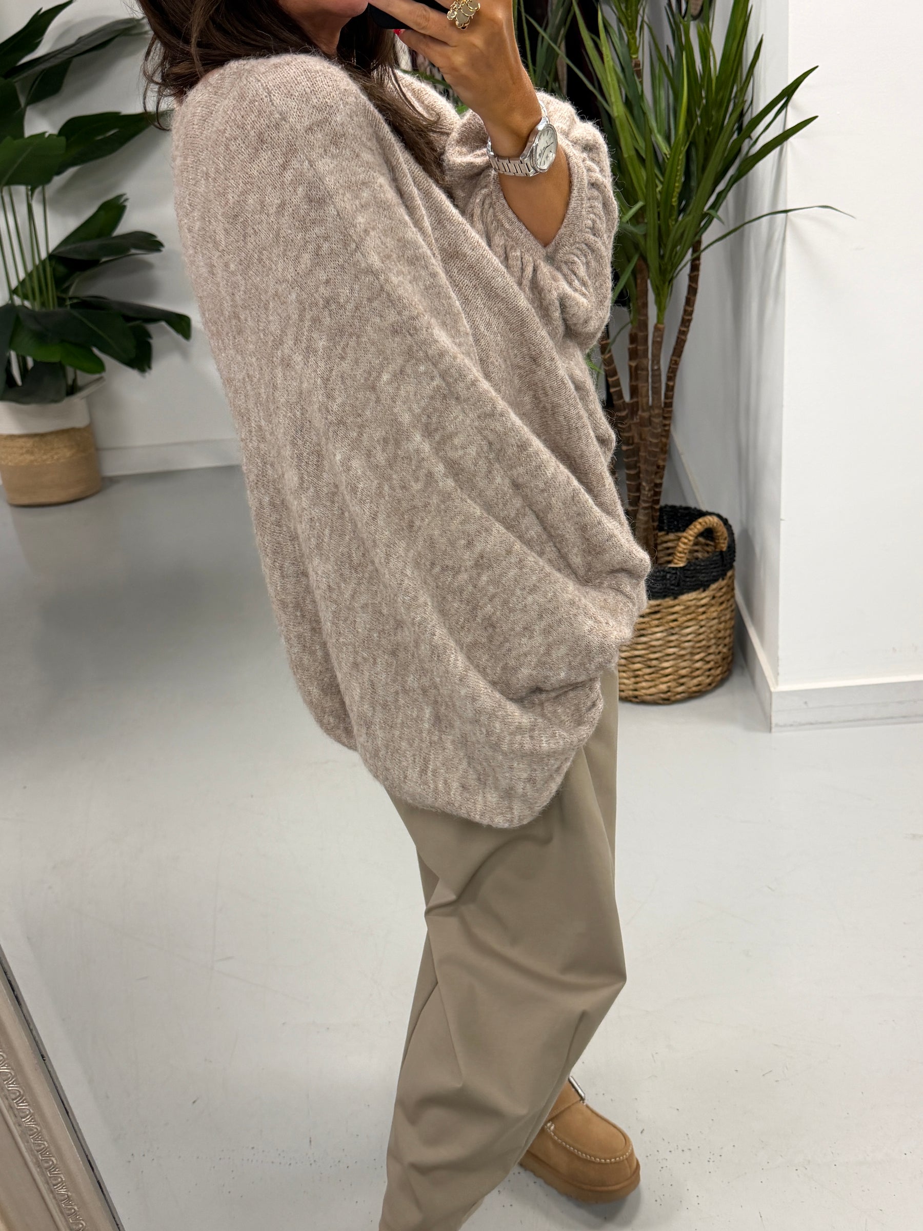 Zeta Otto Chunky Sleeve Knit - Oatmeal