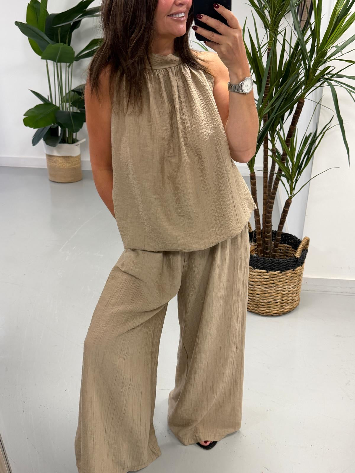 The Halterneck Crinkle Co Ord - Mocha