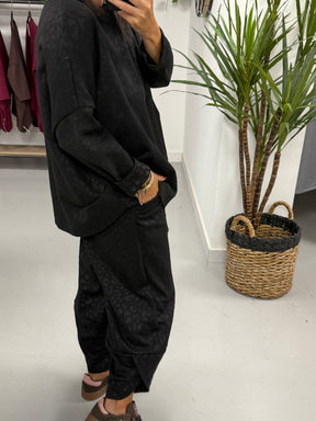 The Embossed Animal Two Piece - Black