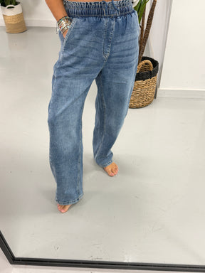 Elasticated Waist Balloon Leg Jeans - Blue