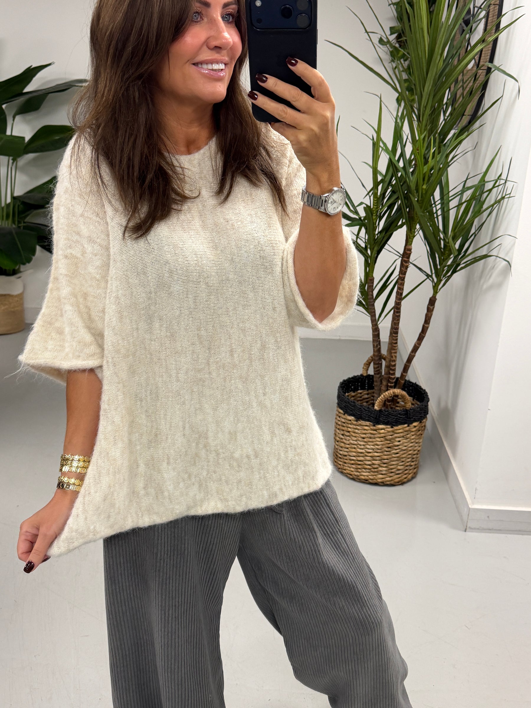 Sofia Soft Knit Crop Sleeve Knit Jumper - Cream (Size 10-16)