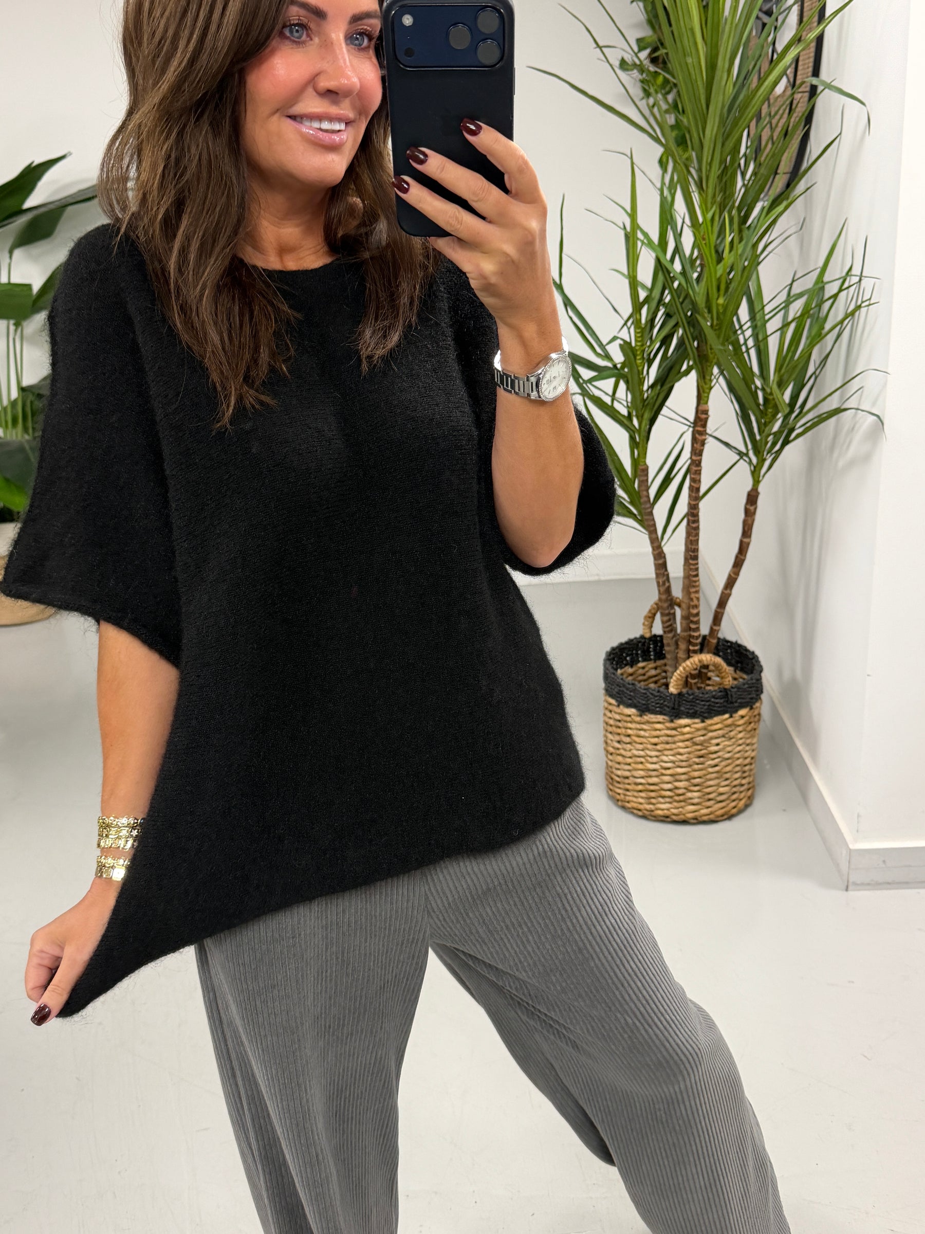Sofia Soft Knit Crop Sleeve Knit Jumper - Black (Size 10-16)