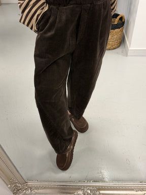 Jumbo Cord Barrel Trousers - Chocolate (Size 10-14)