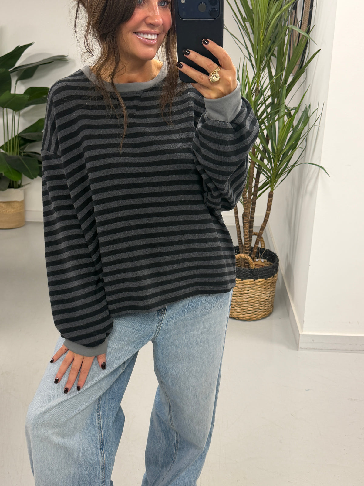 The Weekend Chill Cuff Stripe - Grey/Black (Special Buy No Return) Size 10 - 14