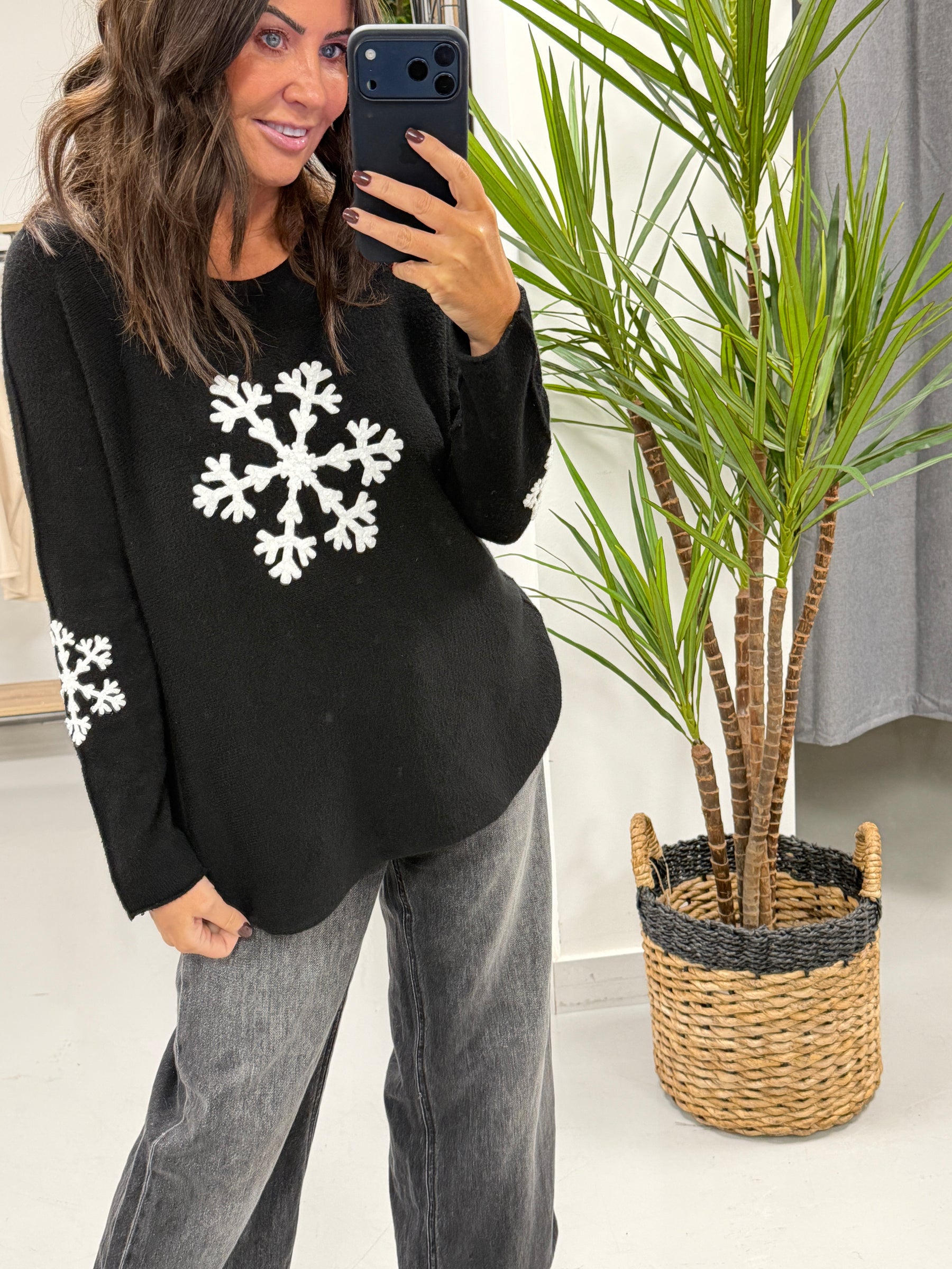 Snow Flake Soft Knit - Black
