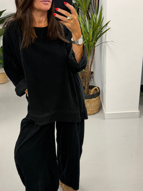 The Needlecord Tunic - Black