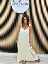 The Spring Shoulder Maxi - Buttermilk