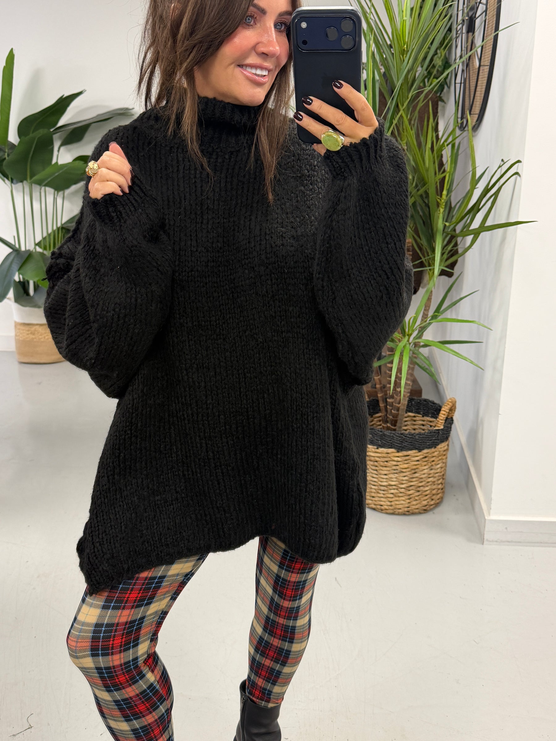 The Rustic Soft Knit - Black