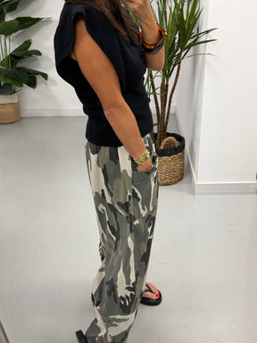 The Camo Tulip Leg Stretch Joggers