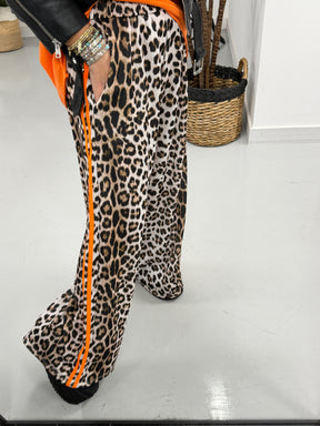 Animal Stripe Jogger (light shade) - Orange Stripe