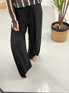 The Tie Wrap Wide Leg Trousers - Black