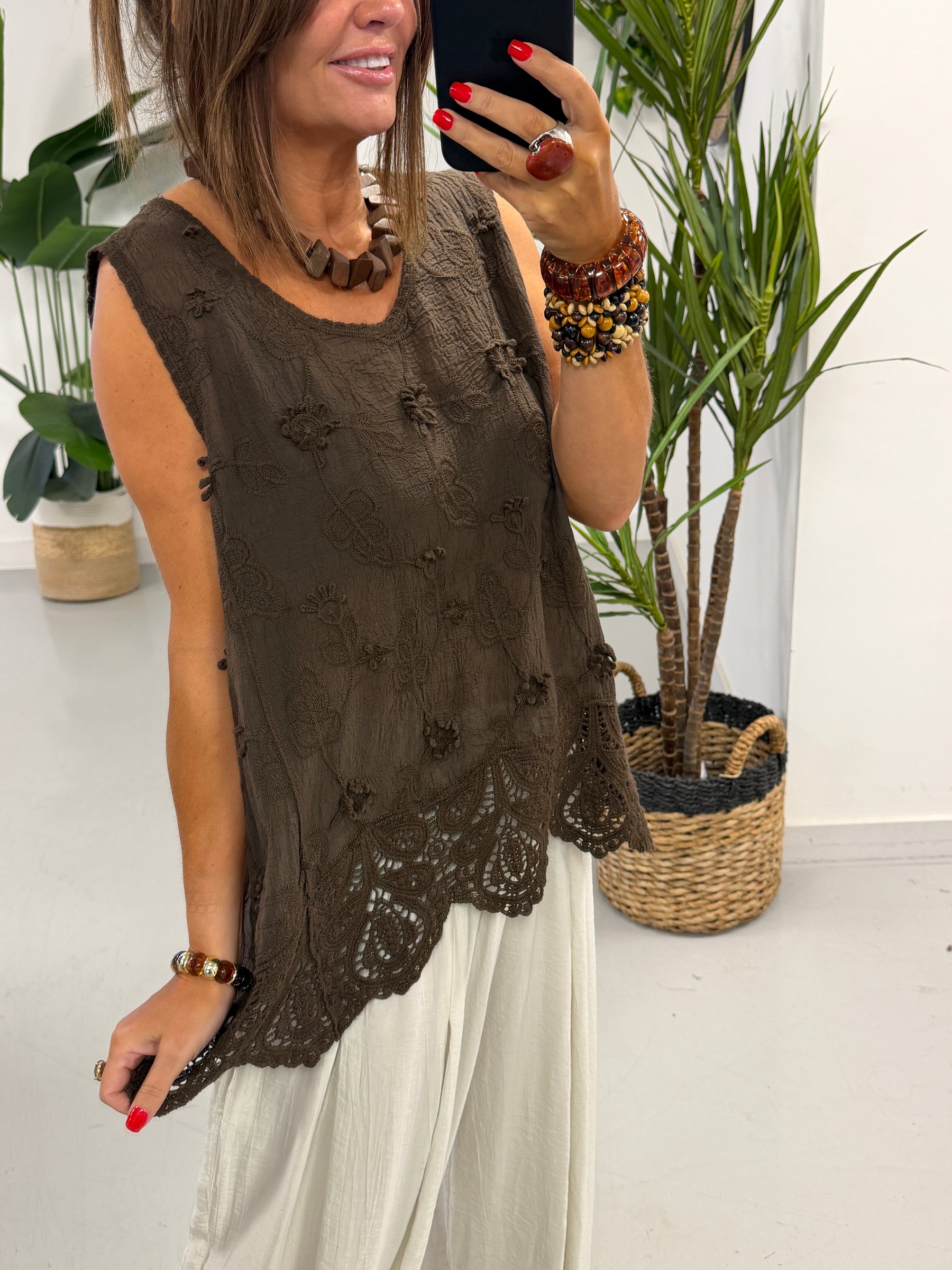 Florence Broderie Top - Chocolate
