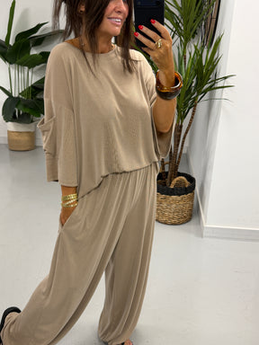 The UTB Weekend Slouch Co-Ord Soft Camel (Size 2)