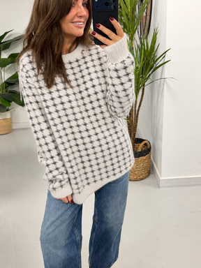 Super Soft Dogtooth Knit - White