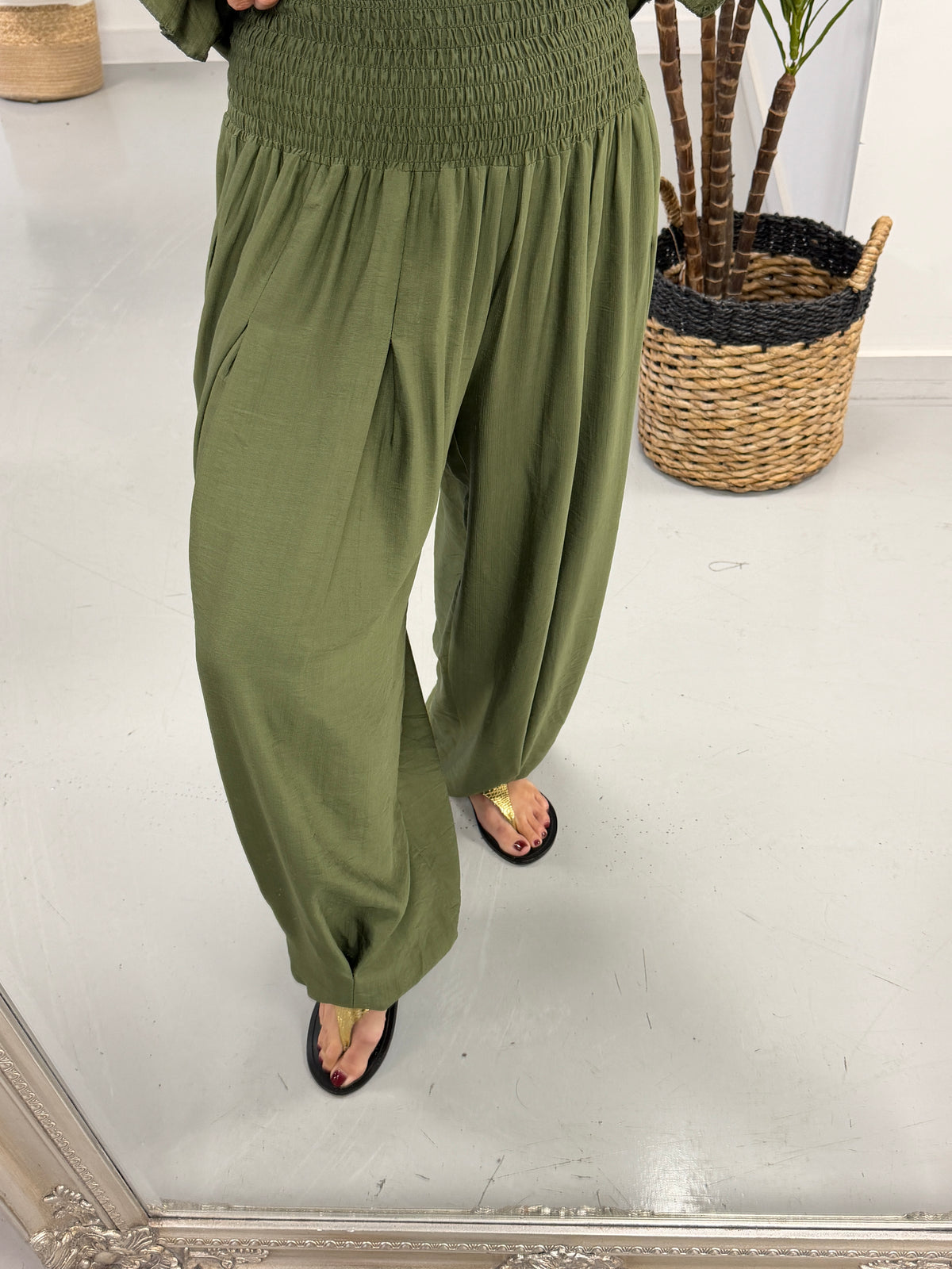 The Shirred Balloon Trouser - Khaki